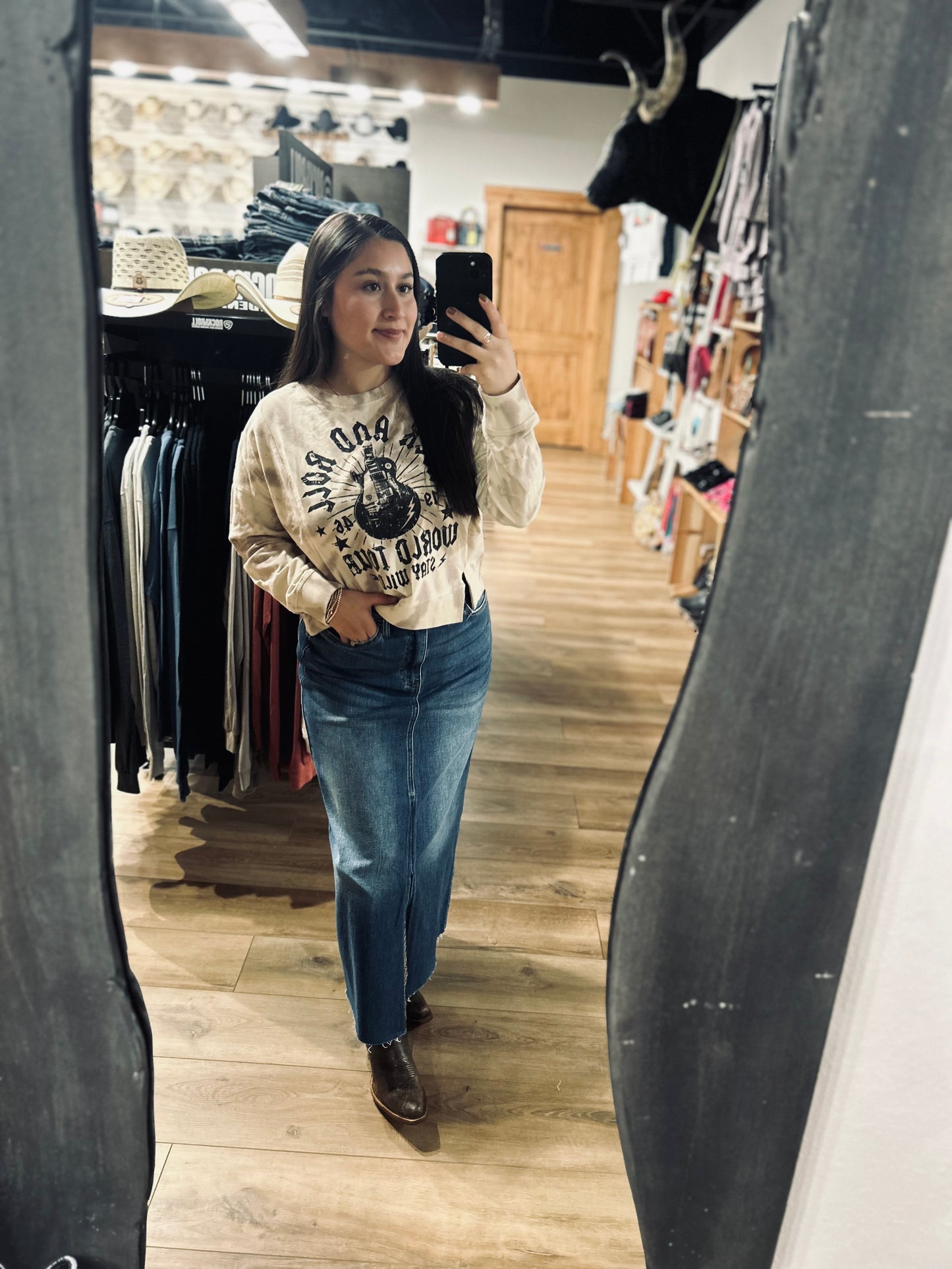 Rock&Roll - Womens Tie Dye Graphic Pullover