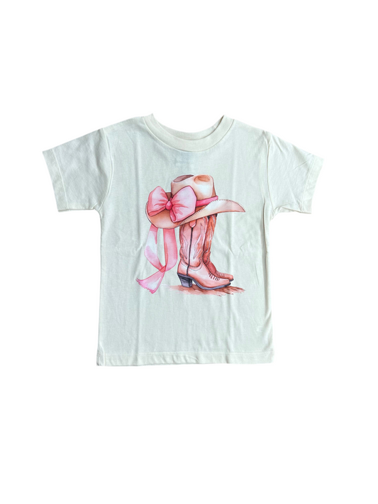 Ali Dee - Girls Cream Boots And Hat With A Bow Tee